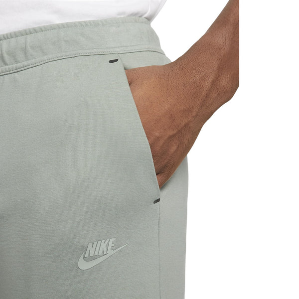 Nike Sportswear Tech Fleece Lightweight Men's Shorts Mens Style : Dx0828