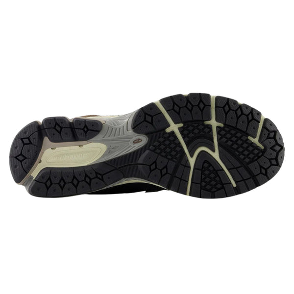 New Balance 1906F Phantom Dark Mushroom