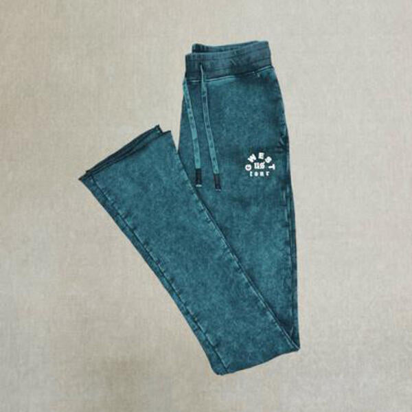 G WEST MENS LETTER GRAPHIC JOGGER- GREEN