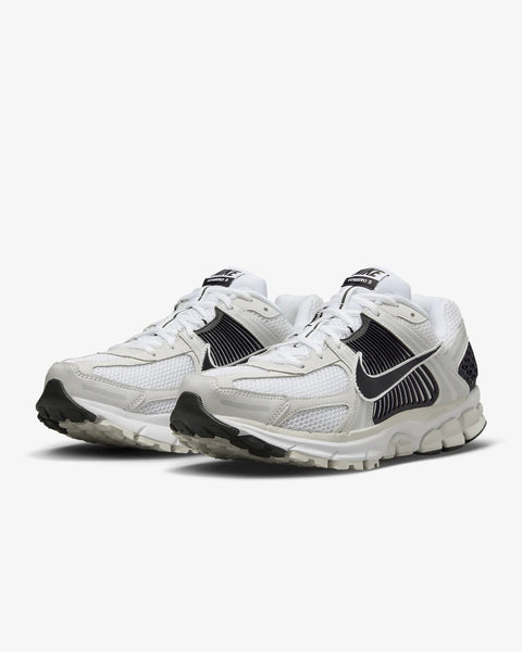 Nike Zoom Vomero 5 White Black