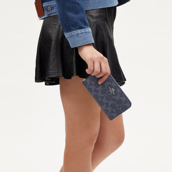 Medium Id Zip Wallet In Signature Canvas