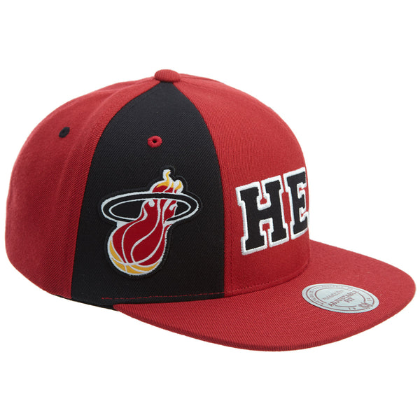 Mitchell&ness Hexagon Miami Heat Snapback #30 Unisex Style : Bh78b1-RED