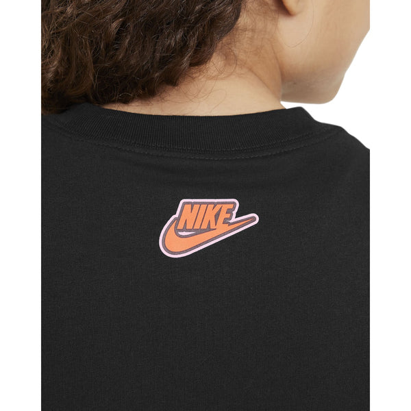 Nike Sportswear Big Kids (Girls) T-shirt Big Kids Style : Fb5371