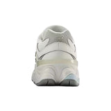 New Balance 9060 Lifestyle Big Kids Style : Gc9060gl-w
