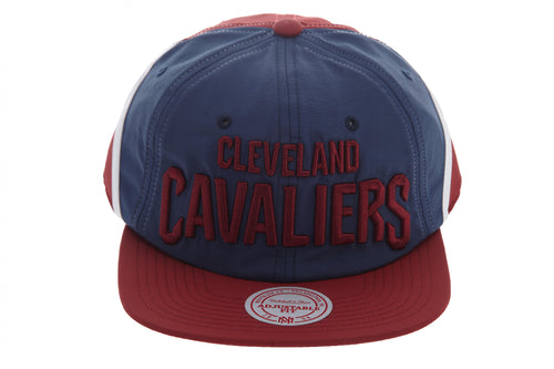 Mitchell&ness Anorak Cleveland Cavaliers Snapback #30 Unisex Style : Bh78b9-BLUE