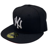 New Era  Fitted hat 59fifty New York Yankee 1999 World Series Black Unisex Style : HHH-RV-70625714