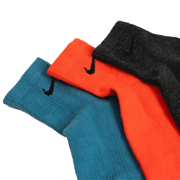 Nike Everyday Plus Cushioned Training Ankle Socks (3 Pairs) Mens Style : Sx6890