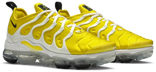 NIKE / AIR VAPORMAX PLUS / WMNS AIR VAPORMAX PLUS 'SUNSHINE YELLOW' Style # CU4907 700